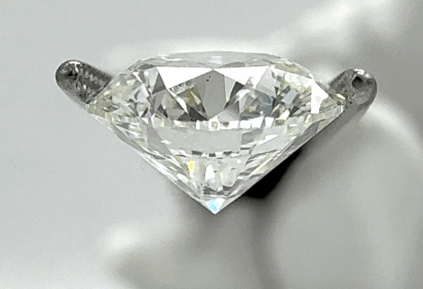 Оцінка каменів та ювелірних виробів