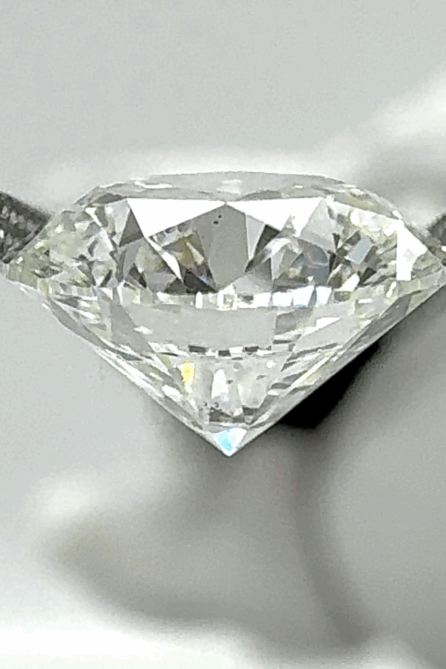 Сертифікація діамантів