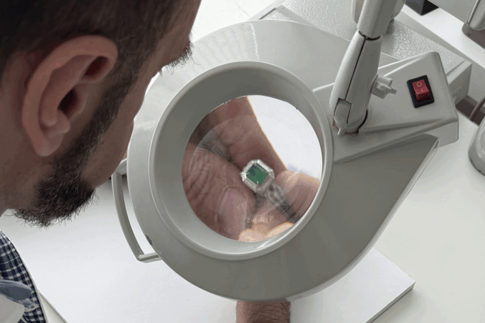 Точність. Довіра. GLES.